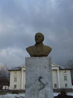 Бюст В.И.Ленина